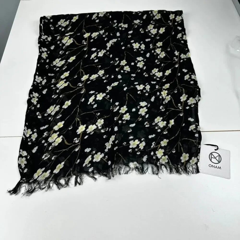 Onam Lightweight Floral Scarf Black & White Scarf Fringe Edges